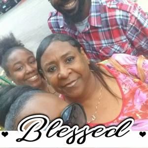 Meet your Posher, Sandra